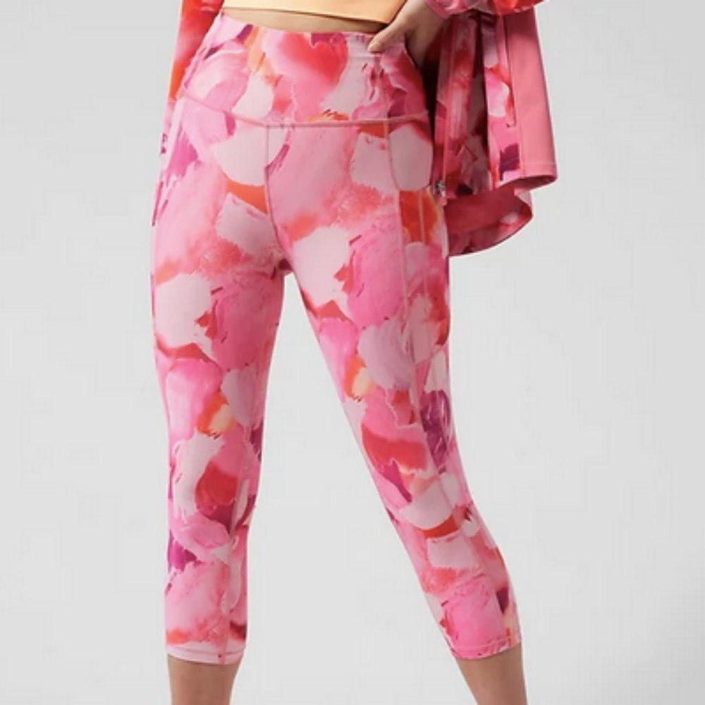 Athleta Ultimate Stash II Capri